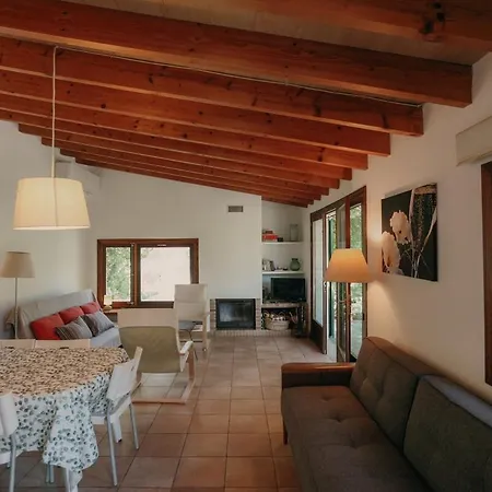 Relax, Cozy And Rural